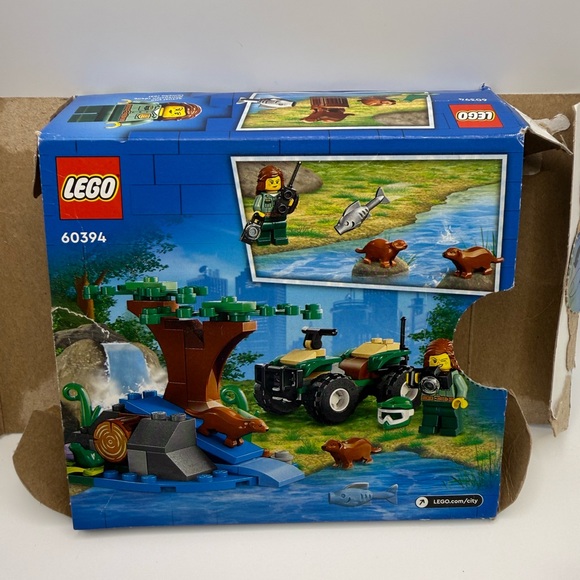 Lot of 3 LEGO City Sets 60283/60394/30570 - Picture 6 of 9